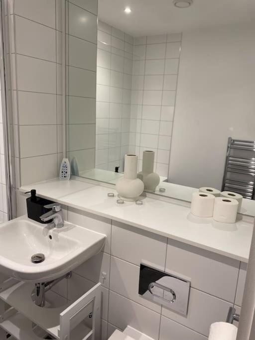 Central Manchester-1Br Apartment Free Parking-Cinema Room Экстерьер фото