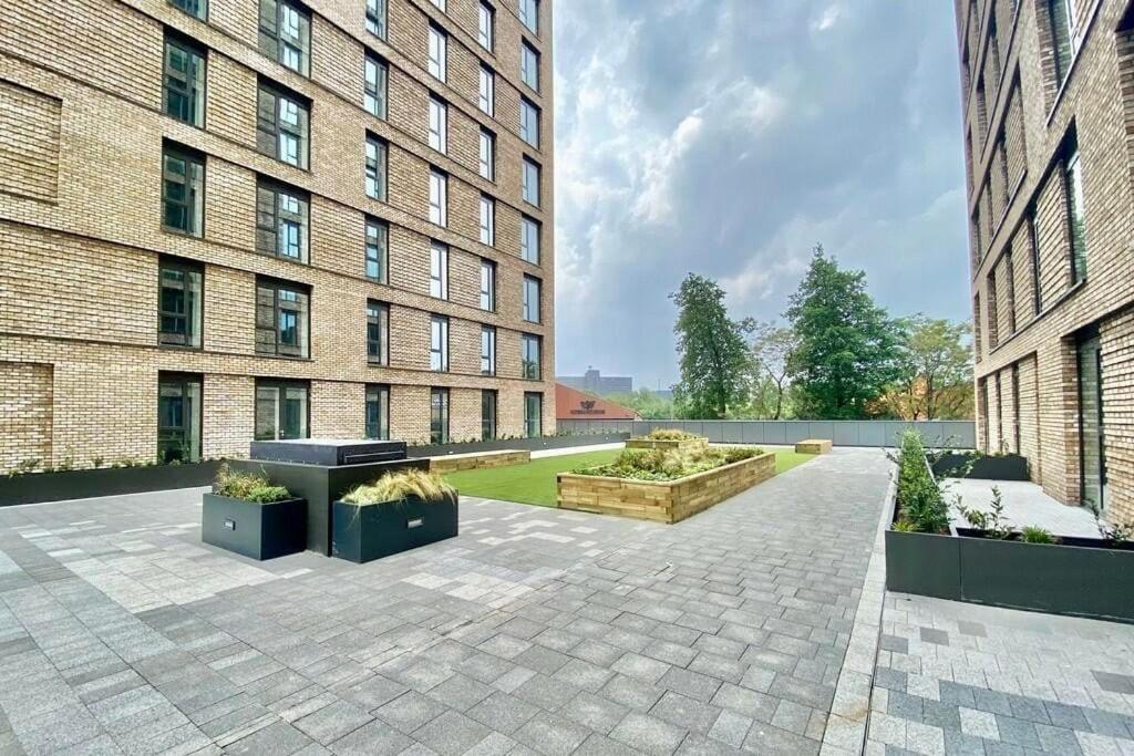 Central Manchester-1Br Apartment Free Parking-Cinema Room Экстерьер фото